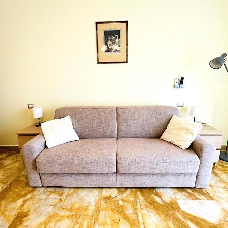 Accomodo Mib27 Bivano Centrale Villa Milan Exterior photo